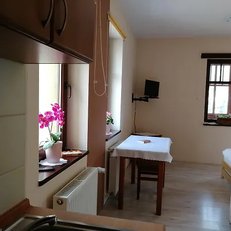 Na Skrocie Bed & Breakfast